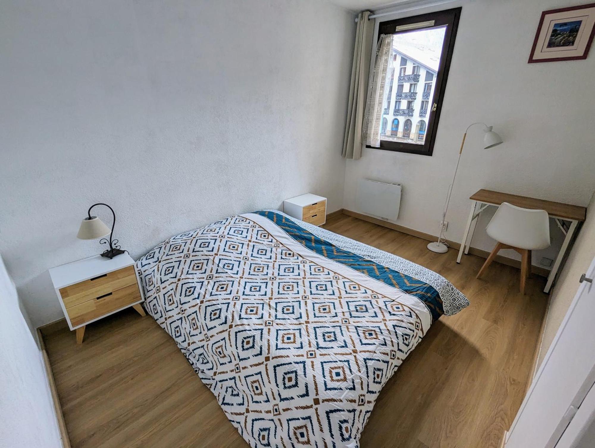 Central Spacious Flat With Private Parking Chamonix Exteriör bild